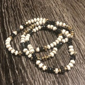 Stella & Dot stretch bracelet set